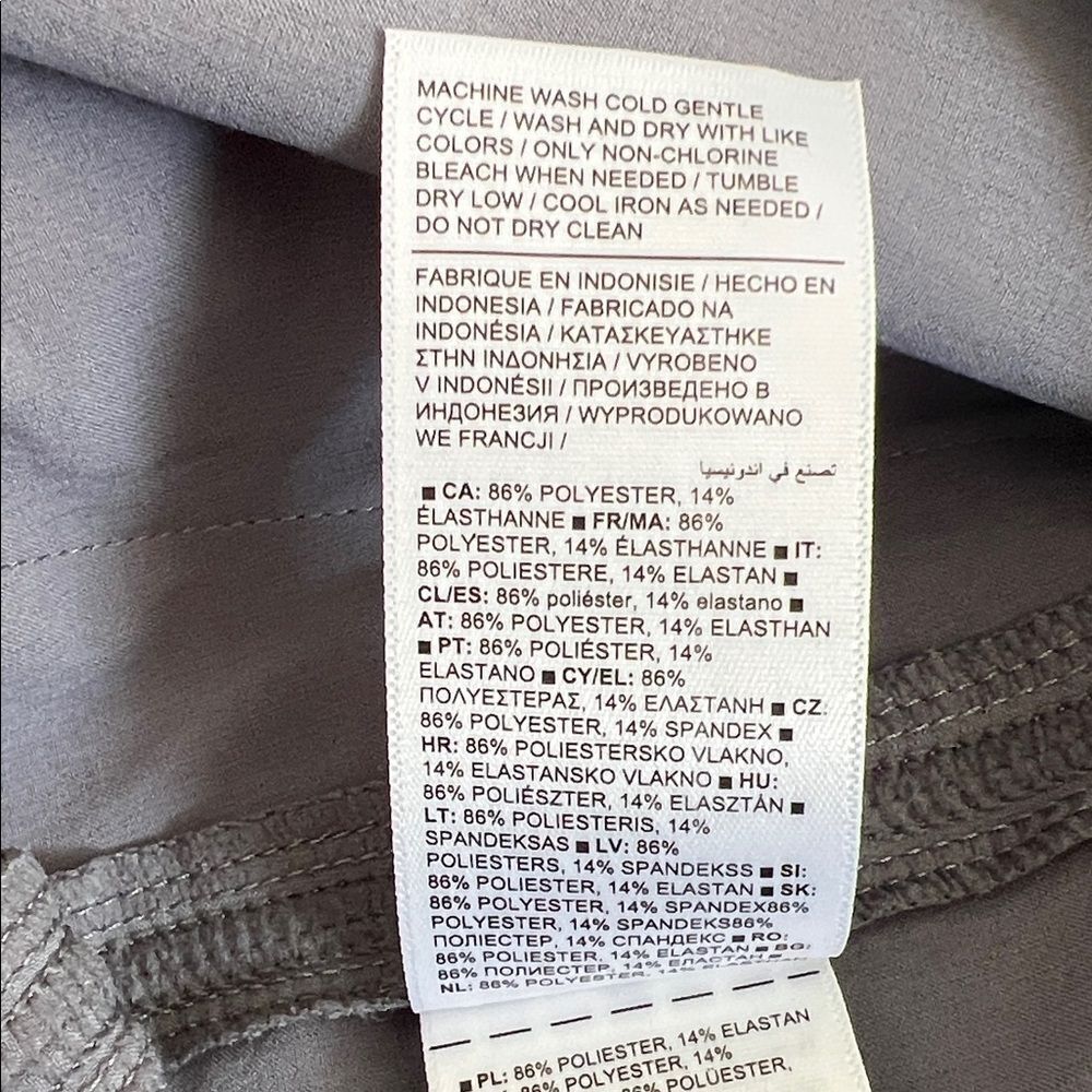Like New! ATHLETA Brooklyn Mid-rise Jogger Zip Ankle in 6 - Picture 13 of 15